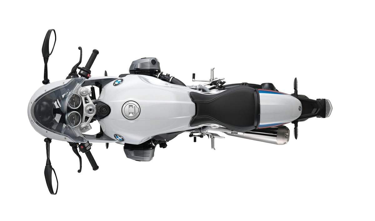 BMW R NineT Racer Slide 4